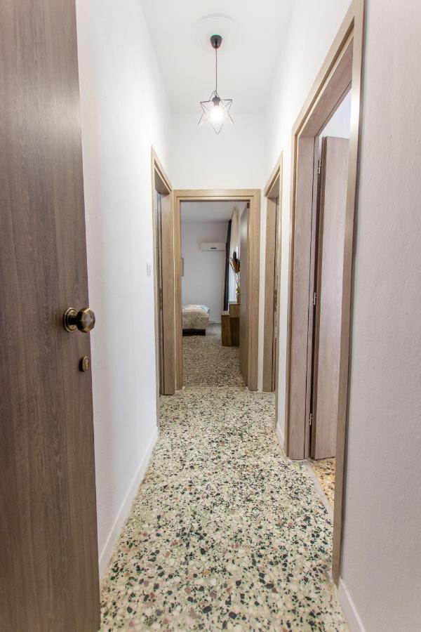 Anassa Apartments Asproválta Eksteriør billede